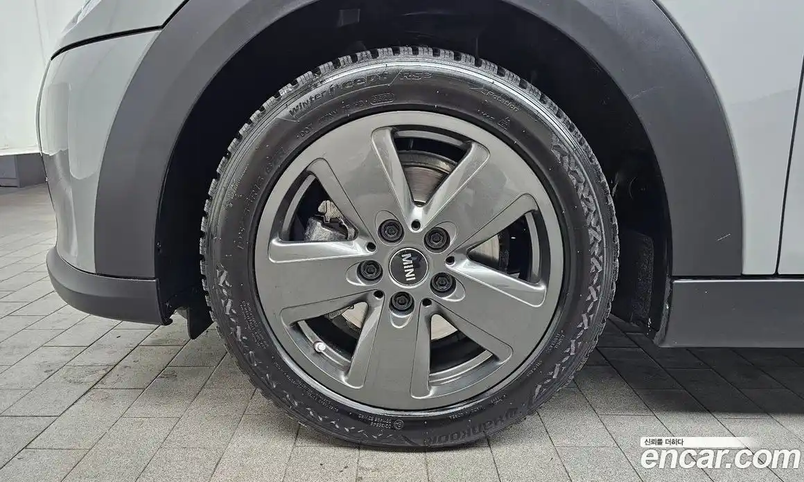 Mini Cooper 2022 1.5 Автомат в Москве № 216346, фото 3