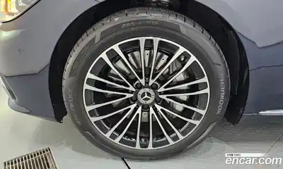 Mercedes-Benz S-Class 2025 3.0 Автомат в Москве № 229406, миниатюра 4