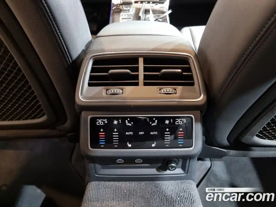 Audi A6 2023 2.0 Автомат в Москве № 230343, фото 12