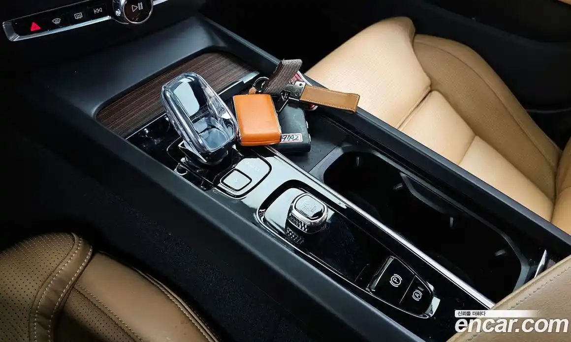 Volvo S60 2024 2.0 Автомат в Москве № 230446, фото 17