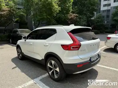 Volvo XC40 2024 2.0 Автомат в Москве № 230829, миниатюра 5