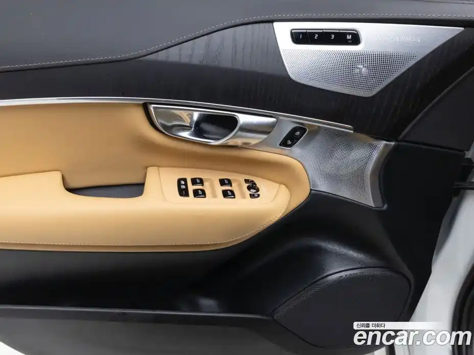 Volvo XC90 2024 2.0 Автомат в Москве № 230888, фото 15