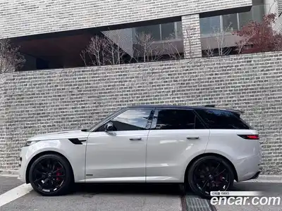 Land Rover Range-Rover Sport 2023 3.0 Автомат в Москве № 231316, миниатюра 2