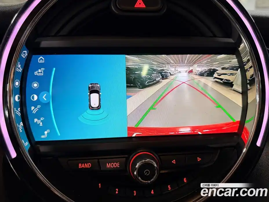 Mini Cooper 2021 1.5 Автомат в Москве № 231458, фото 17