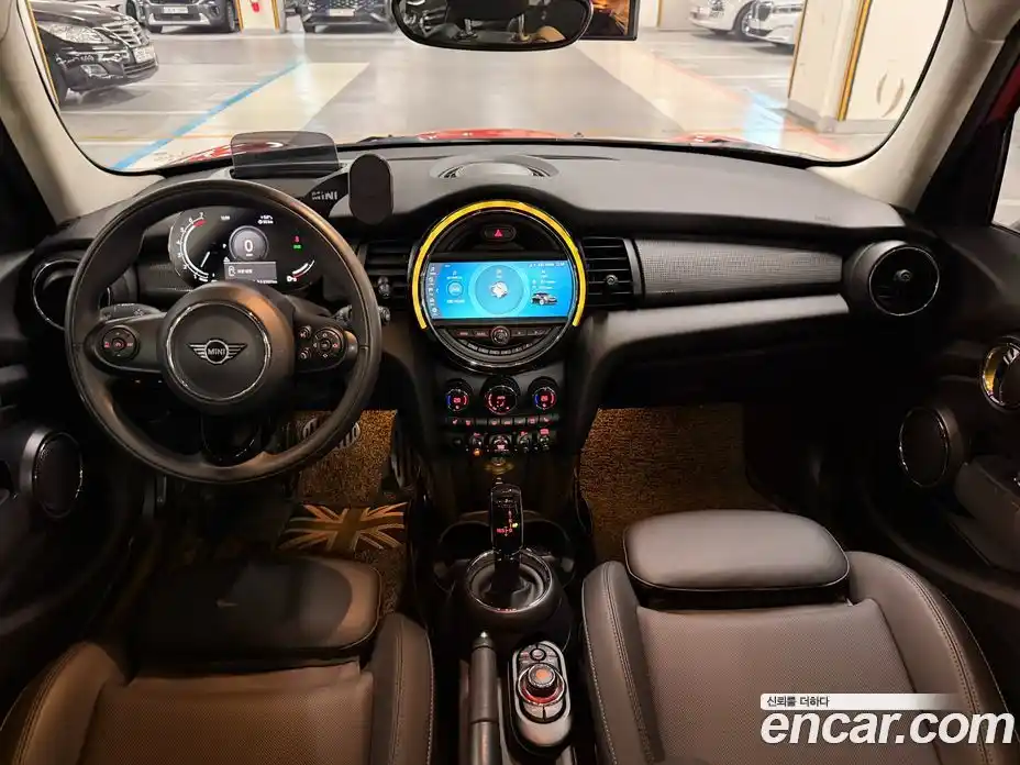 Mini Cooper 2021 1.5 Автомат в Москве № 231458, фото 8