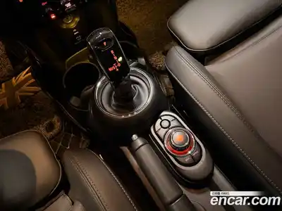 Mini Cooper 2021 1.5 Автомат в Москве № 231458, миниатюра 9