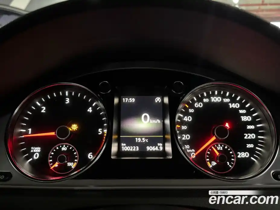 Volkswagen CC 2015 2.0 Автомат в Москве № 232206, фото 8