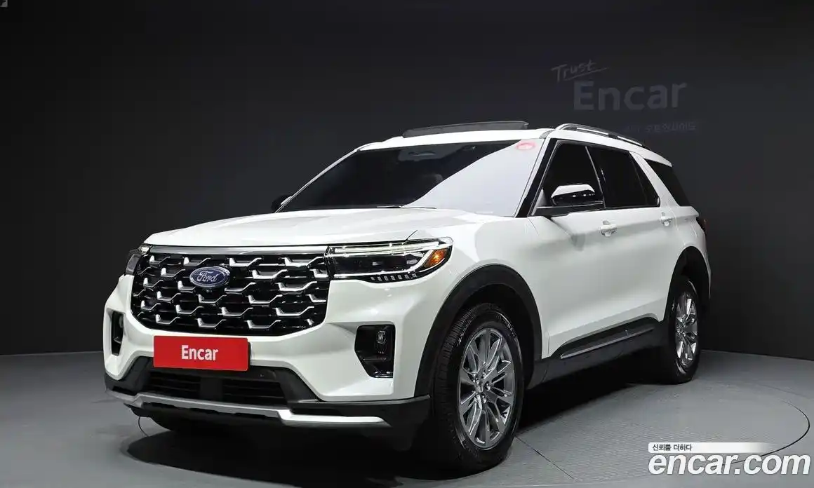 Ford Explorer 2025 2.3 Автомат в Москве № 233061, фото 1