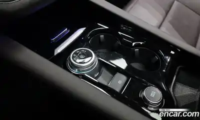 Ford Explorer 2025 2.3 Автомат в Москве № 233061, миниатюра 9