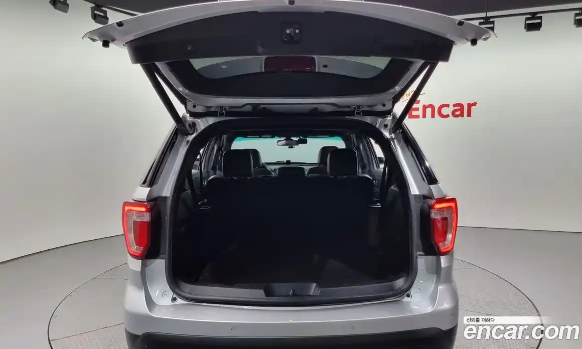 Ford Explorer 2016 2.3 Автомат в Москве № 233286, фото 9