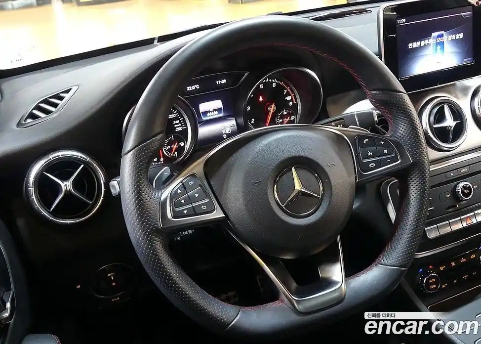 Mercedes-Benz CLA-Class 2018 2.0 Автомат в Москве № 240193, фото 12