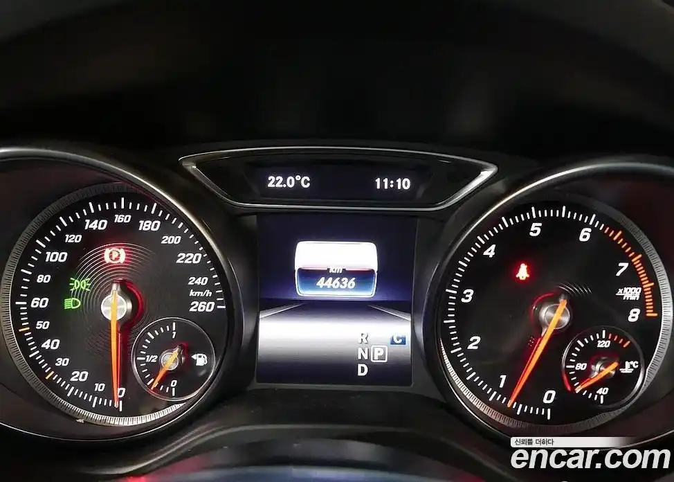 Mercedes-Benz CLA-Class 2018 2.0 Автомат в Москве № 240193, фото 6