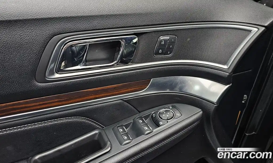 Ford Explorer 2017 2.3 Автомат в Москве № 255674, фото 16