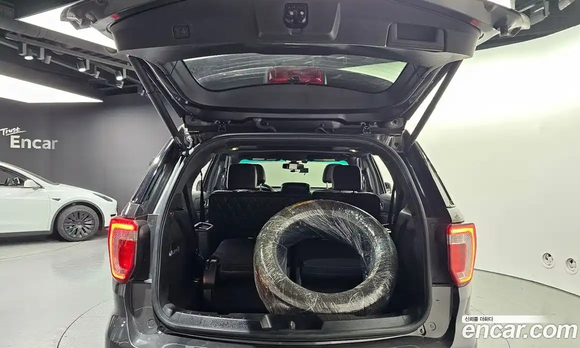 Ford Explorer 2017 2.3 Автомат в Москве № 255674, фото 20