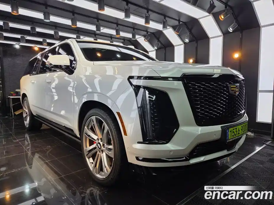 Cadillac Escalade 2025 6.2 Автомат в Москве № 256498, фото 6