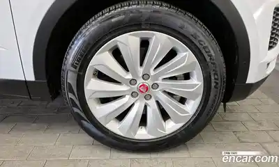 Jaguar E-Pace 2018 2.0 Автомат в Москве № 262114, миниатюра 5