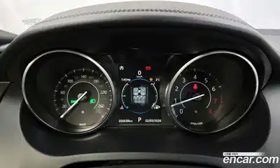 Jaguar E-Pace 2018 2.0 Автомат в Москве № 262114, миниатюра 8