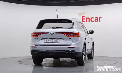 Renault QM6 2017 2.0 Автомат в Москве № 276513, миниатюра 11