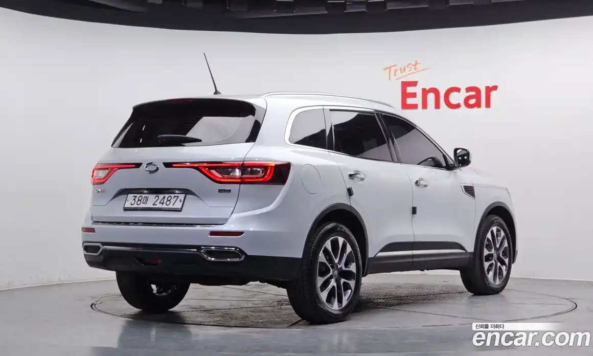 Renault QM6 2017 2.0 Автомат в Москве № 276513, фото 14