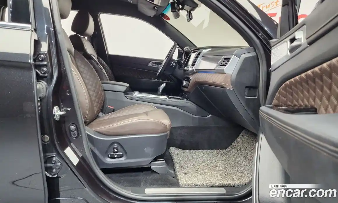 SsangYong Rexton 2021 2.2 Автомат в Москве № 28152, фото 3