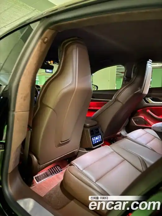 Porsche Taycan 2025 Автомат в Москве № 297325, фото 18