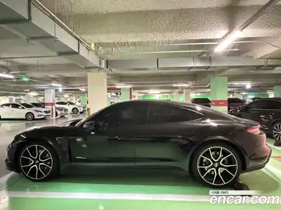 Porsche Taycan 2025 Автомат в Москве № 297325, миниатюра 7