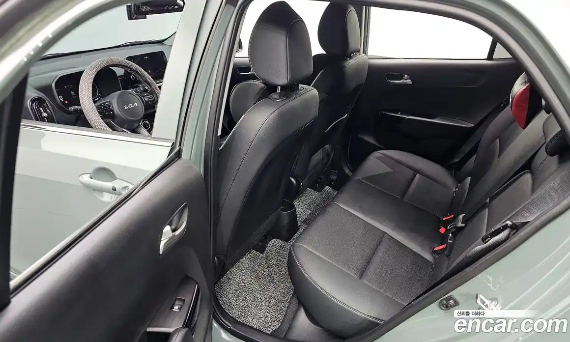 Kia Morning 2024 1.0 Автомат в Москве № 306714, фото 15