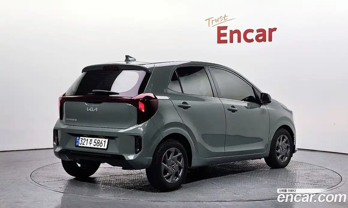 Kia Morning 2024 1.0 Автомат в Москве № 306714, фото 5