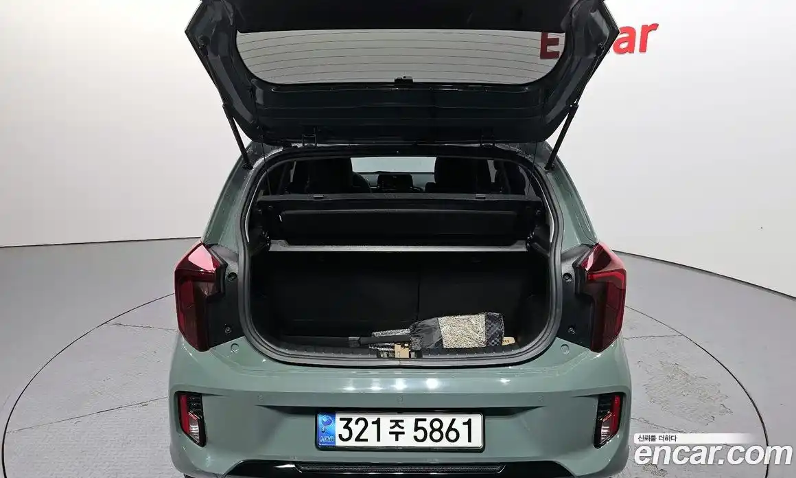 Kia Morning 2024 1.0 Автомат в Москве № 306714, фото 9