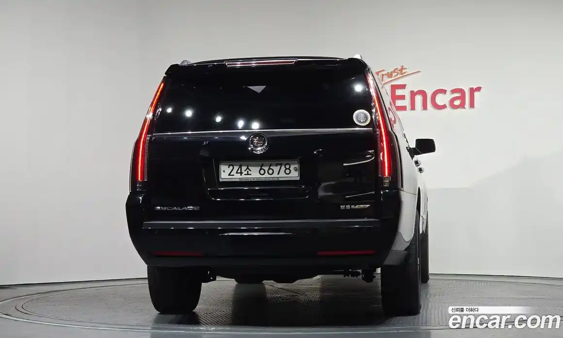 Cadillac Escalade 2015 6.2 Автомат в Москве № 306848, фото 4