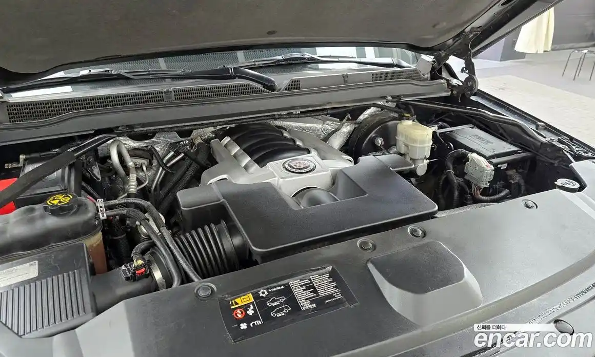 Cadillac Escalade 2015 6.2 Автомат в Москве № 306848, фото 6