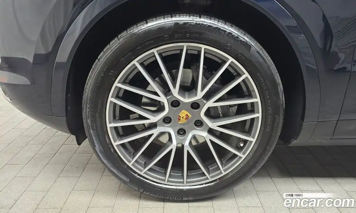 Porsche Cayenne 2020 3.0 Автомат в Москве № 331888, фото 4