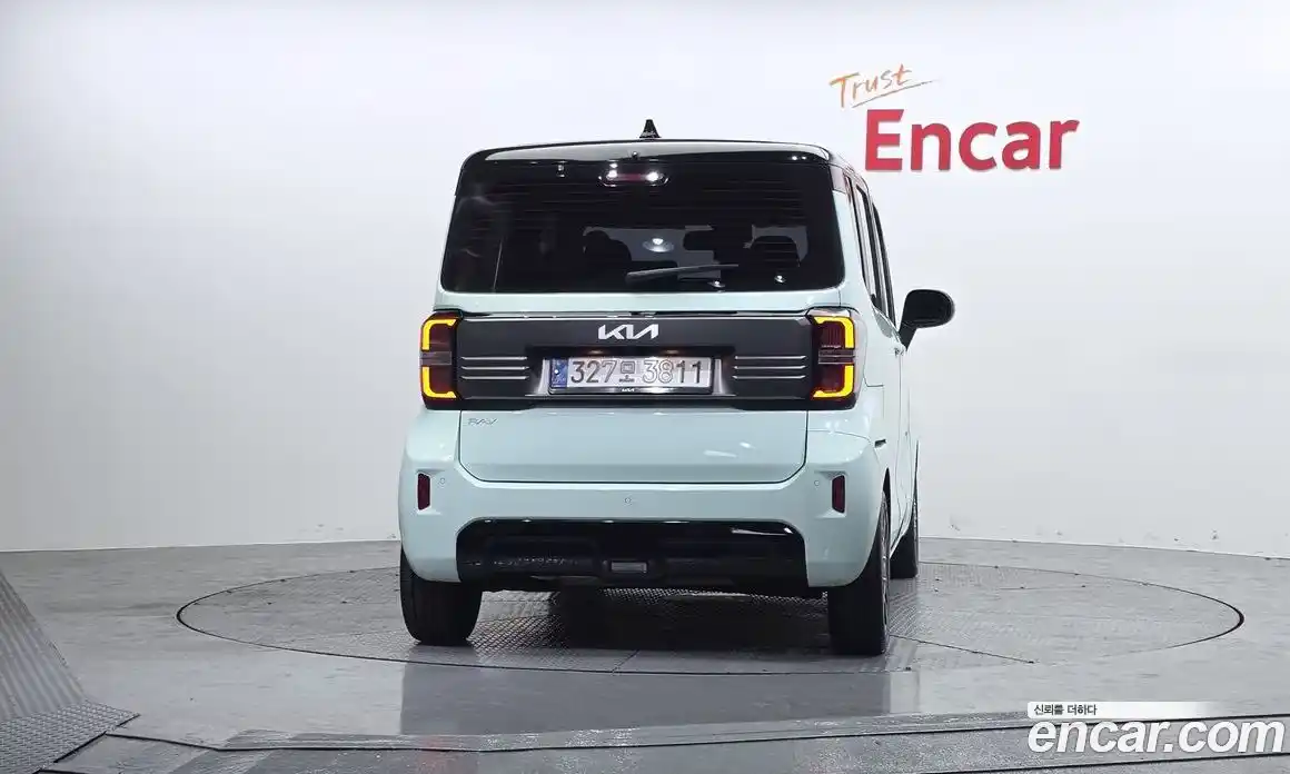Kia Ray 2024 1.0 Автомат в Москве № 338140, фото 12