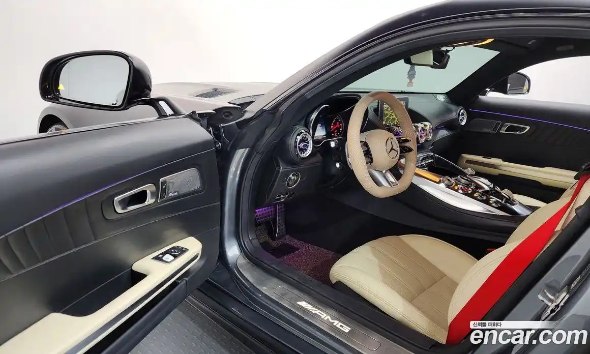 Mercedes-Benz AMG GT 2016 4.0 Автомат в Москве № 341153, фото 9