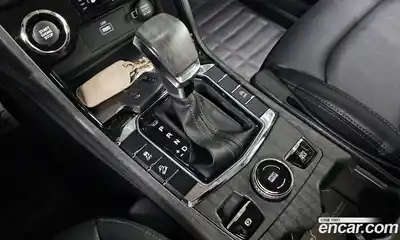 SsangYong Korando 2022 1.5 Автомат в Москве № 36415, миниатюра 5