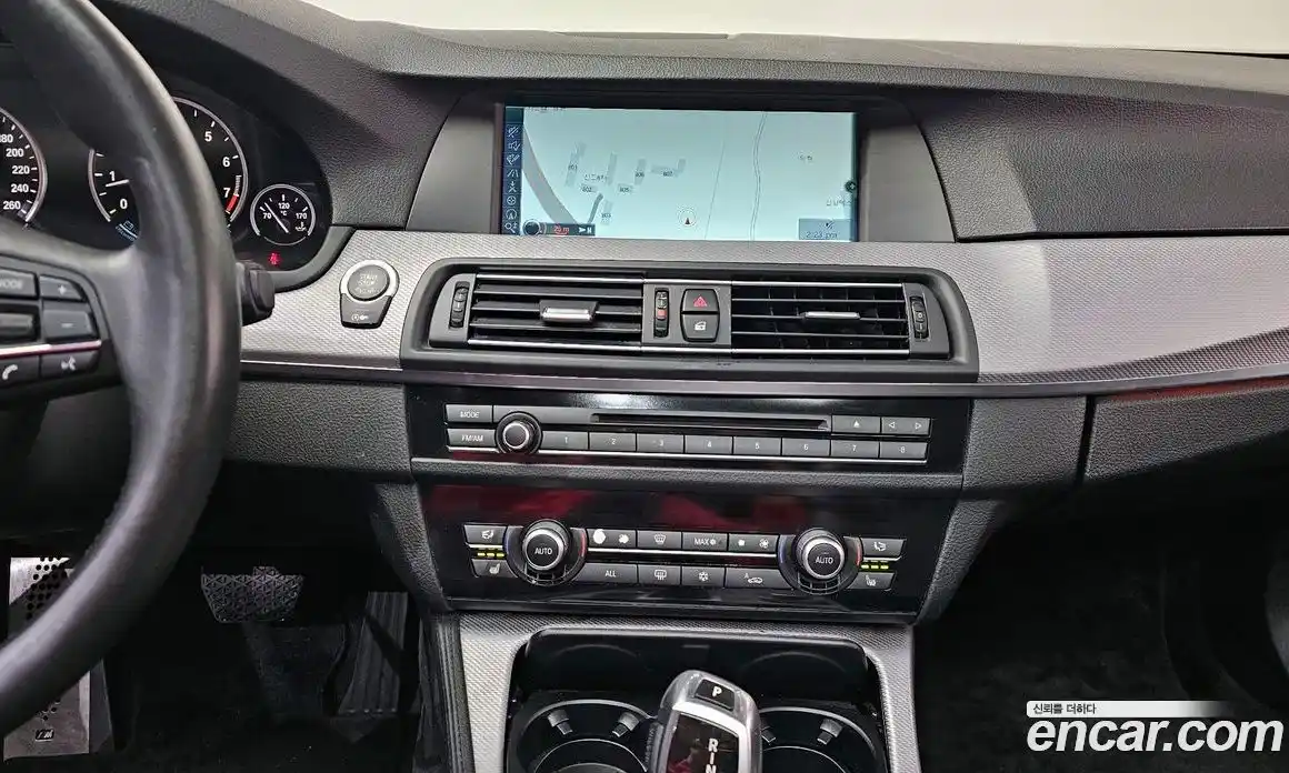 BMW 5-Series 2012 2.0 Автомат в Москве № 367668, фото 14