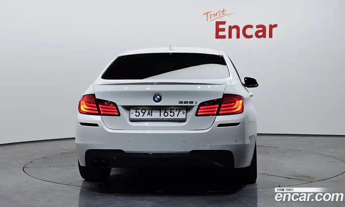 BMW 5-Series 2012 2.0 Автомат в Москве № 367668, фото 4