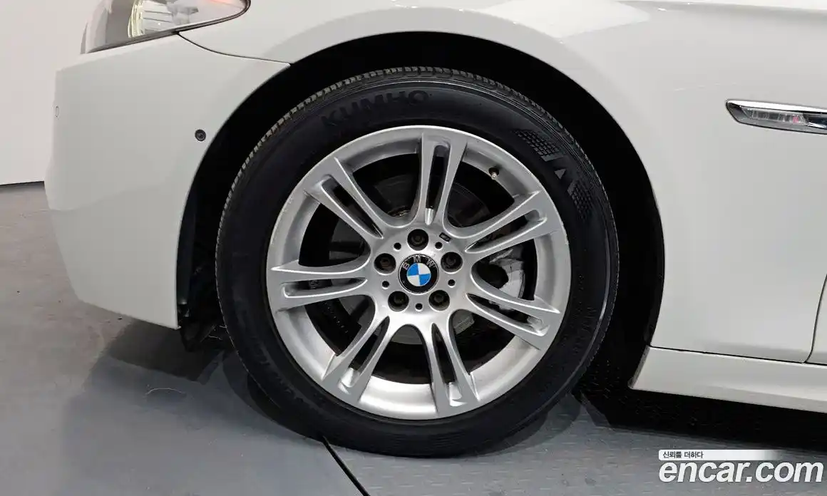 BMW 5-Series 2012 2.0 Автомат в Москве № 367668, фото 5