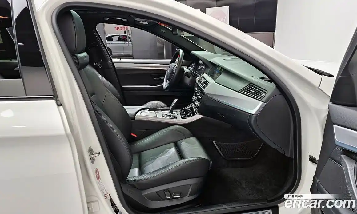 BMW 5-Series 2012 2.0 Автомат в Москве № 367668, фото 10