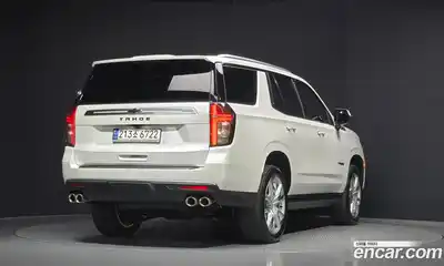 Chevrolet Tahoe 2022 6.2 Автомат в Москве № 36829, миниатюра 2