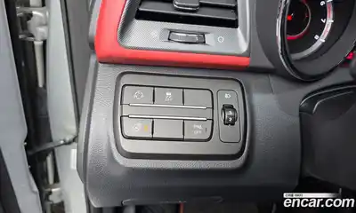 SsangYong TIBOLI 2017 1.6 Автомат в Москве № 388099, миниатюра 12