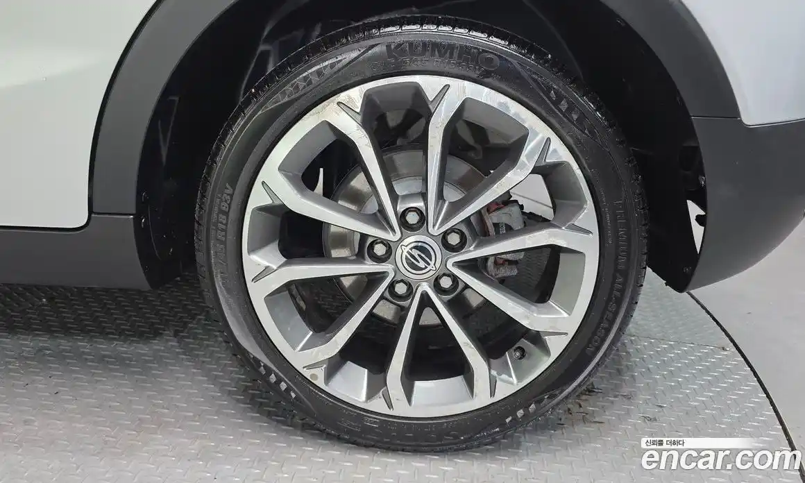 SsangYong TIBOLI 2017 1.6 Автомат в Москве № 388099, фото 5