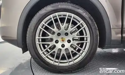 Porsche Cayenne 2016 3.0 Автомат в Москве № 392154, миниатюра 5