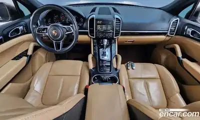 Porsche Cayenne 2016 3.0 Автомат в Москве № 392154, миниатюра 7
