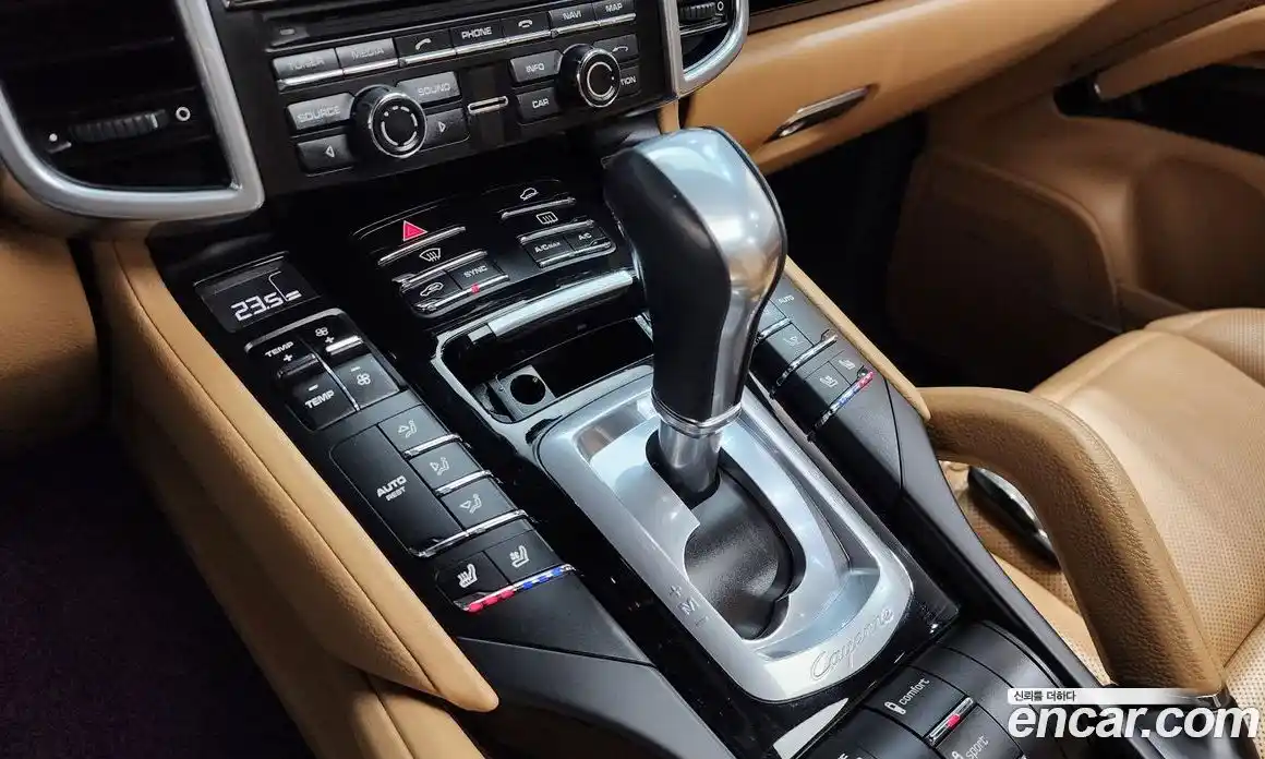 Porsche Cayenne 2016 3.0 Автомат в Москве № 392154, фото 9