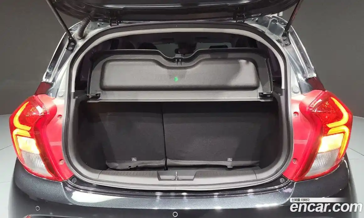 Chevrolet Spark 2016 1.0 Автомат в Москве № 39428, фото 8