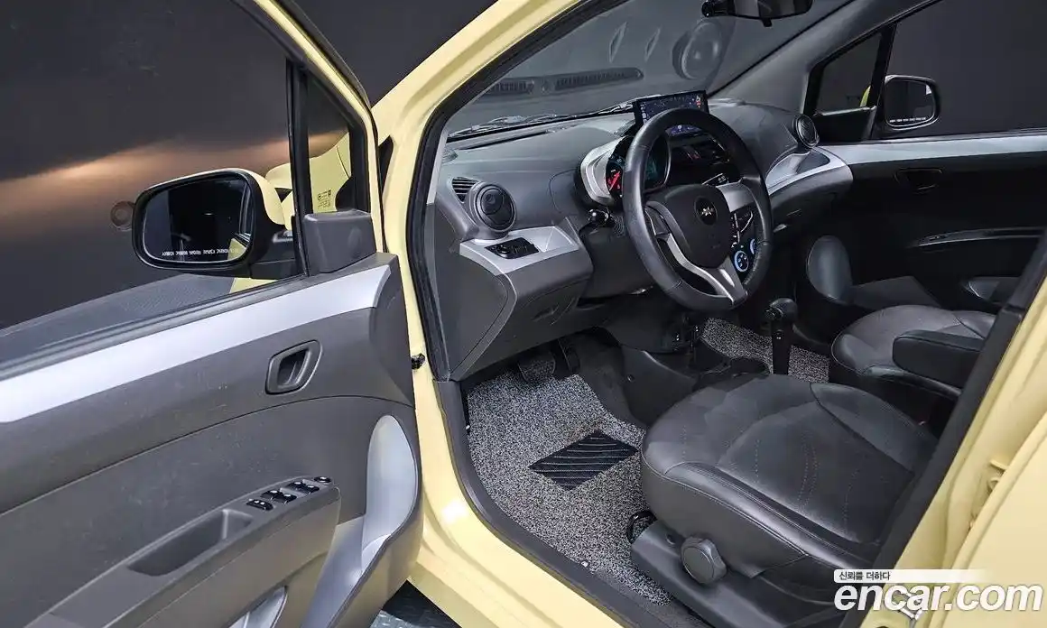 Chevrolet Spark 2014 1.0 Автомат в Москве № 39898, фото 11