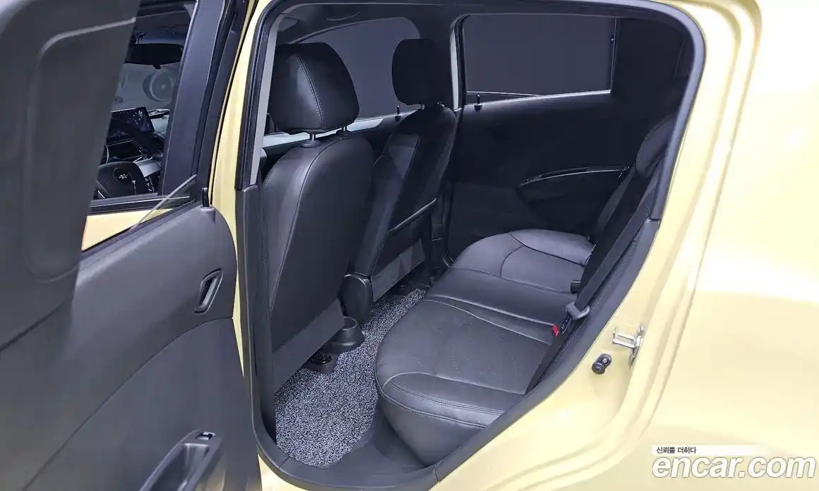 Chevrolet Spark 2014 1.0 Автомат в Москве № 39898, фото 12