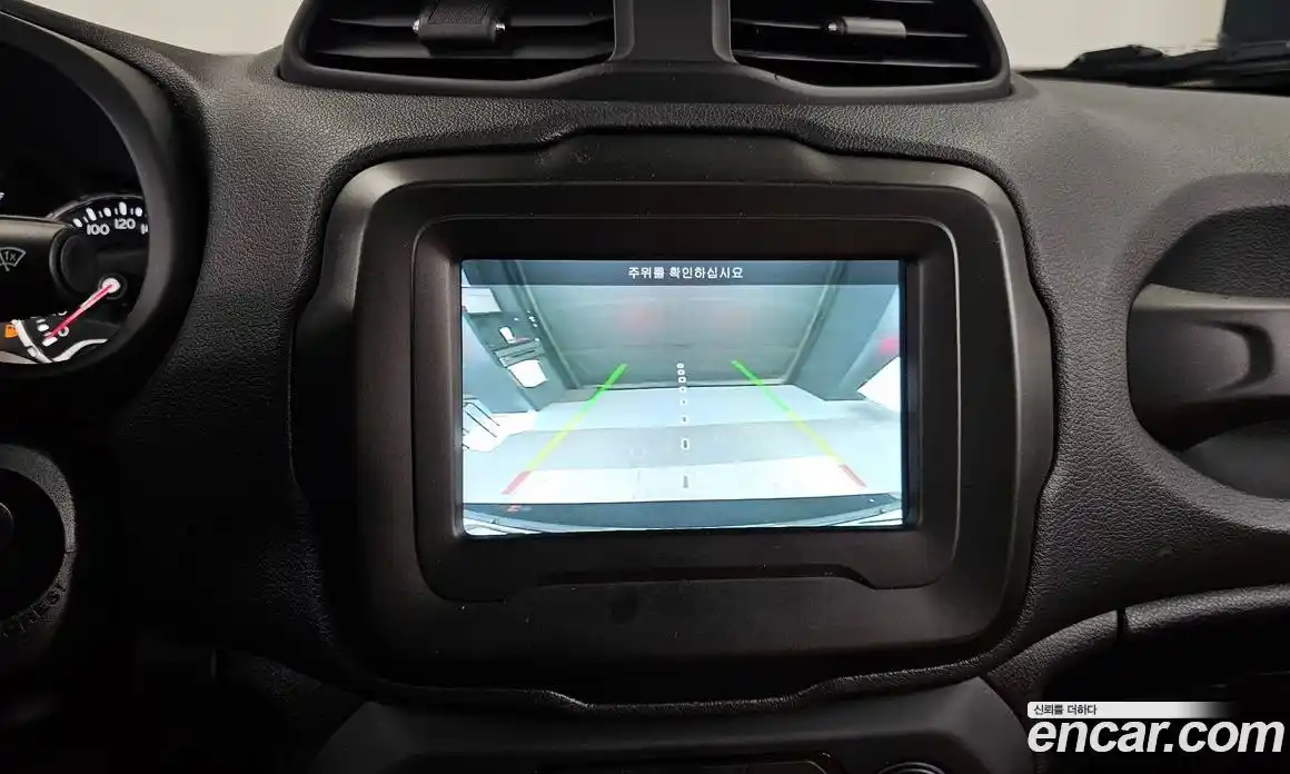 Jeep Renegade 2020 2.4 Автомат в Москве № 401482, фото 15