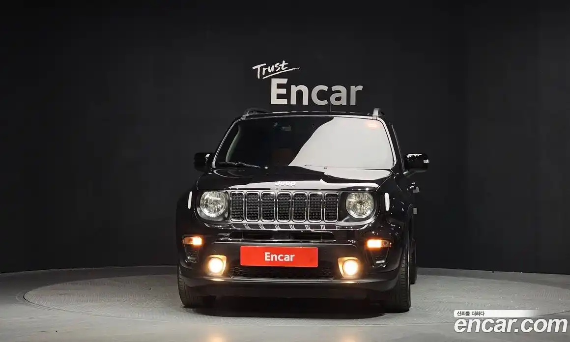 Jeep Renegade 2020 2.4 Автомат в Москве № 401482, фото 3
